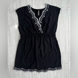 Embroidered V-neck babydoll blouse